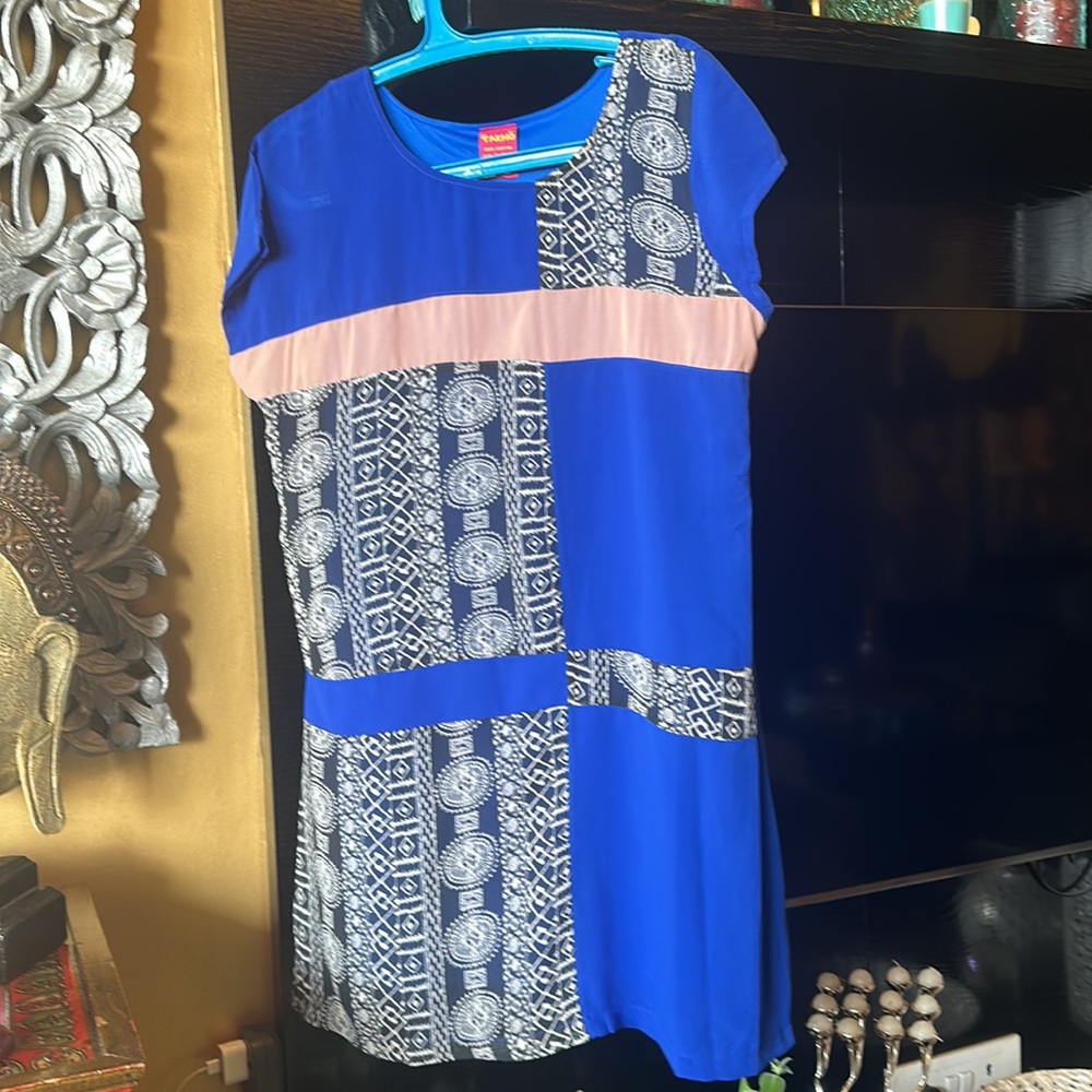 NWT Pure Chiffon dress with lining in a patchwork design &!funky sleeves! UK L - Picture 4 of 12